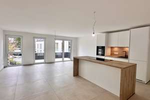 NEUBAU - Stilvolle 3 Zimmer Wohnung mit Einbauküche und Klimaanlage