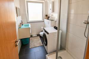 Moderne sanierte 2,5 Zimmer Wohnung 2.OG in GE-Hessler opt. m. EBK – Höchste Straße 19, 45883 Heßler, Gelsenkirchen – Vorschaubild 3