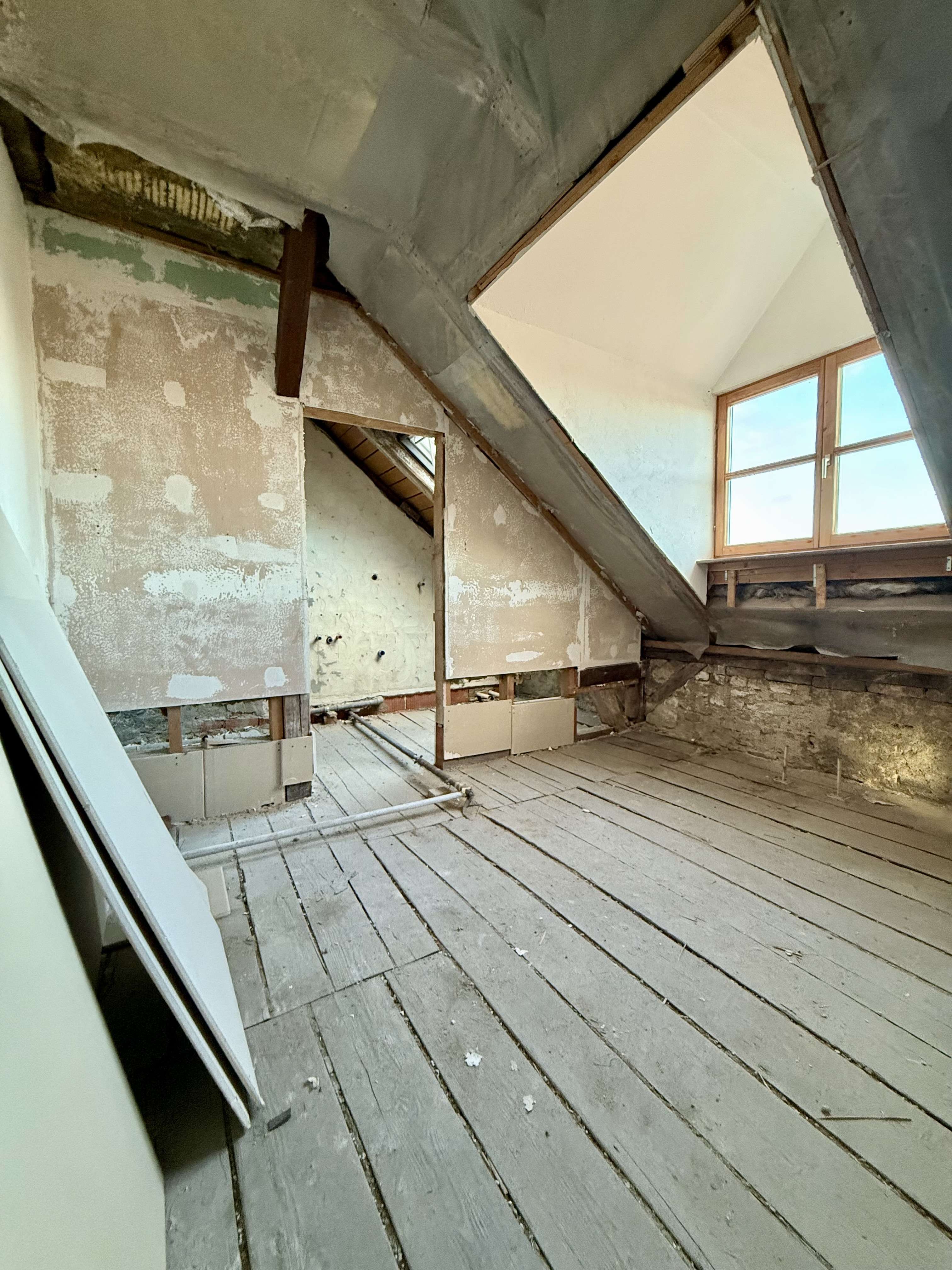 Dachgeschoss-Rohling im begehrten Antonsviertel, Augsburg – Gestalten Sie Ihr Traumzuhause!, Augsburg – Bild 3