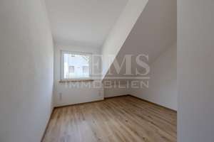Erstbezug im Neubau: Einfamilienhaus mit 5 Schlafzimmern, EBK, Balkon, Terrasse, Garten und Garage – Die vollständige Adresse der Immobilie erhältst du vom Anbieter., 73614 Schorndorf – Vorschaubild 34