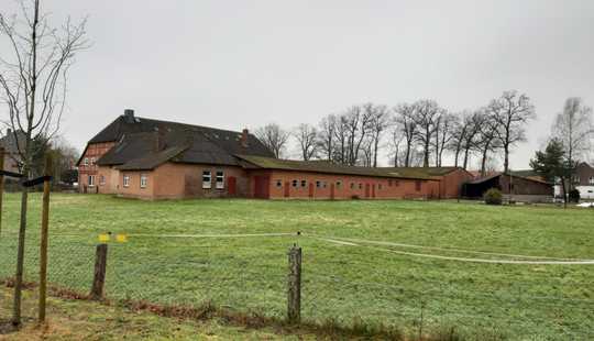 Bild von 4-Seiten-Hof mit 10.348 m² inkl. ca. 5.337 m² Weideland direkt am Hof + ca. 1.417 m² Nebengebäude