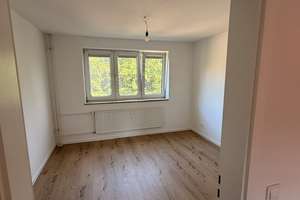 Frisch modernisierte 2-Zimmer-Wohnung mit neuer Küche und Stellplatz in Kiel – Olshausenstraße 97, 24106 Wik, Kiel – Vorschaubild 4
