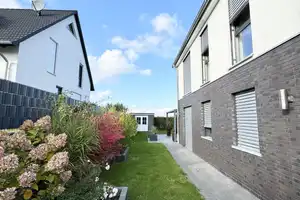 Atemberaubendes Einfamilienhaus mit Doppelgarage und großem Garten in Toplage! – Salzgitter – Vorschaubild 35