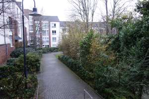EXKLUSIV BILK NÄHE UNI HELL + RUHIG RENOVIERT KOMPLETT PARKETT DUSCHBAD TG-STELLPL. 1.OG / AUFZUG – Himmelgeister Straße 189, 40225 Flehe, Düsseldorf – Vorschaubild 15