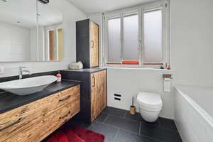 Gepflegte 4-Zimmer-Wohnung mit Gartenanteil und TG-Stellplatz – Die vollständige Adresse der Immobilie erhältst du vom Anbieter., 90427 Boxdorf, Nürnberg – Vorschaubild 8