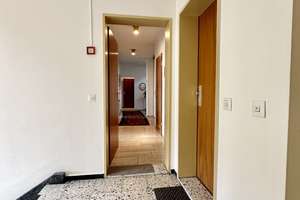 Maisonette-Wohnung mit Dachterrasse, zwei Balkonen und Tiefgarage – Brelinger Hof 15, 30625 Heideviertel, Hannover – Vorschaubild 6