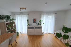 Hochwertige 1-Zimmer-Wohnung mit Garten und Tiefgaragenstellplatz im inneren Westen Regensburgs – Wilhelmstrasse 18, 93049 Westenviertel, Regensburg – Vorschaubild 2