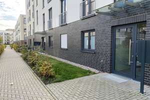 Moderne Wohnung mit Balkon im schönen Waldpark Quartier