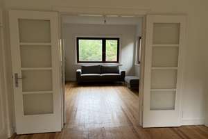 Modernisiertes Einfamilienhaus in Hamburg-Sülldorf. Für FÜAKBW, DESY, AIRBUS, Expats. Befristet.  – Suelldorfer Kirchenweg 123, 22589 Sülldorf, Hamburg – Vorschaubild 9