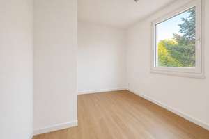 Modernisierte 3-Zimmer-Wohnung mit 2 Westbalkonen in Regensburg – Die vollständige Adresse der Immobilie erhältst du vom Anbieter., 93057 Reinhausen, Regensburg – Vorschaubild 6