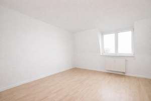 Helle DG-Wohnung mit gutem Grundriss Neubau 1998 *** Mit Balkon und Tiefgaragenstellplatz – Moissistraße 10, 12489 Adlershof, Berlin – Vorschaubild 5