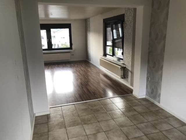 Immobilie in Reinhardshagen - Attraktives Zweifamilienhaus in Reinhardshagen - Frei nach Absprache - Bild 10