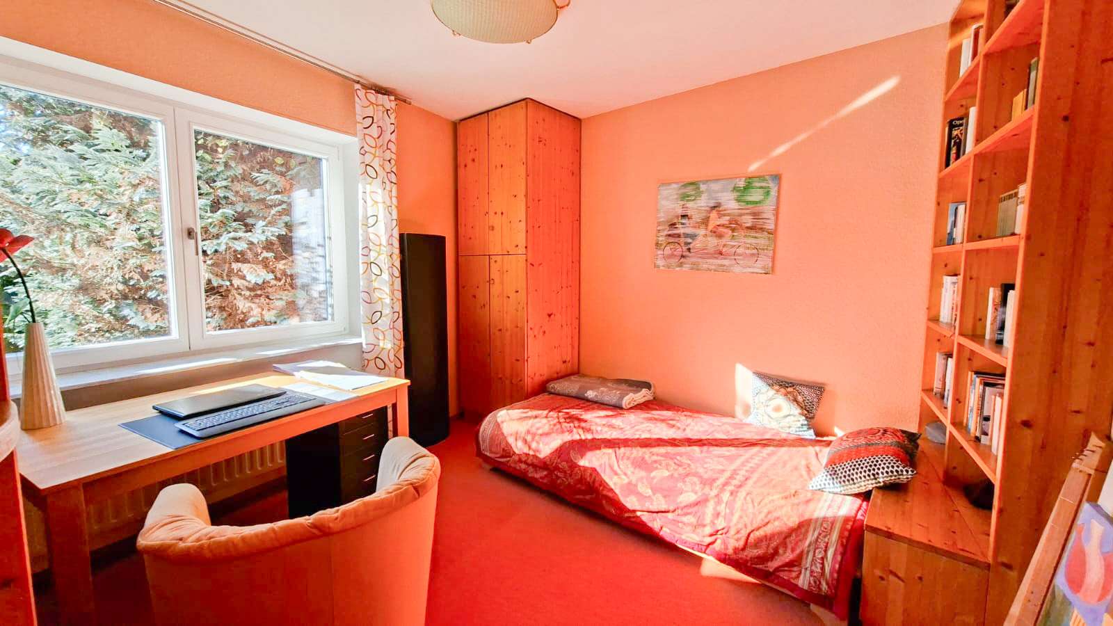 Immobilie in Nümbrecht - Großzügiges Einfamilienhaus mit viel Potenzial und weitläufigem Garten in ruhiger Lage von Nümbrecht - Bild 12