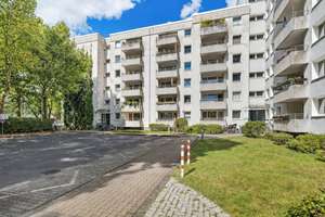 Gepflegte 2-Zimmer Wohnung im EG mit Balkon in Düsseldorf-Niederkassel