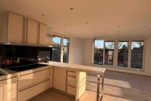 Penthouse-Traum: 3 Zimmer, umlaufende Dachterrasse & eigener Carport – Die vollständige Adresse der Immobilie erhältst du vom Anbieter., 22459 Schnelsen, Hamburg – Vorschaubild 10