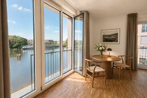 Direkter Wasserblick in der Hafencity - moderne 1 Zimmer Wohnung mit Einbauküche – Am Rundtörn 28, 26135 Osternburg, Oldenburg (Oldenburg) – Vorschaubild 3