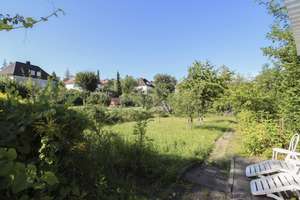 Interessantes MFH mit Wertsteigerungspotenzial und großem Garten in Top-Lage von Stuttgart – Die vollständige Adresse der Immobilie erhältst du vom Anbieter., 70195 Botnang-Süd, Stuttgart – Vorschaubild 4