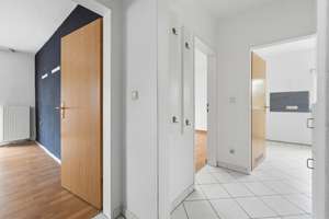 Wohnhaus mit 3 Wohnungen in schöner Wohnlage, Fürth-Ronhof.

Bezugsfrei! – Die vollständige Adresse der Immobilie erhältst du vom Anbieter., 90765 Ronhof, Kronach, Fürth – Vorschaubild 12