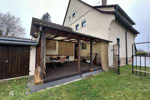 Doppelhaushälfte mit Grundstück im Nürnberger Norden – Ihr neues Zuhause wartet! – Die vollständige Adresse der Immobilie erhältst du vom Anbieter., 90411 Buchenbühl, Nürnberg – Vorschaubild 6