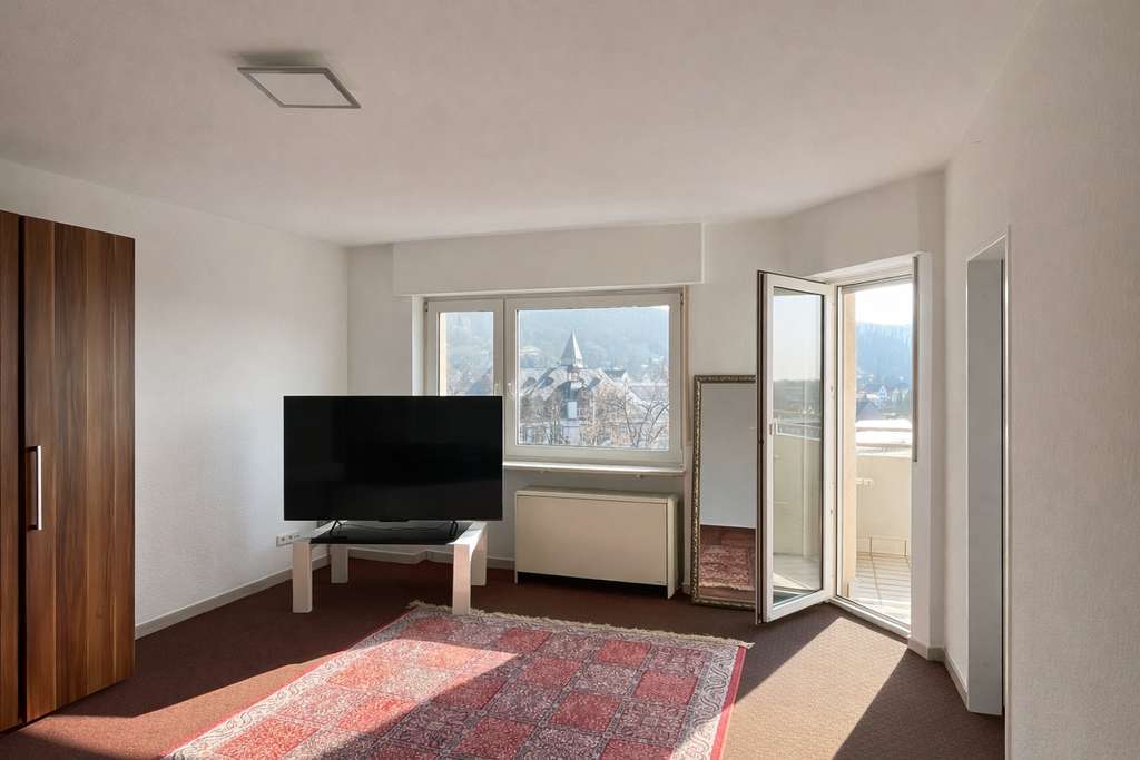 Immobilie in Seeheim-Jugenheim - Kapitalanlage oder Eigennutz: Helle 1-Zimmer Wohnung in der 6-ten Etage mit Panorama-Ausblick - Bild 3
