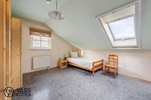 Gepflegtes Einfamilienhaus mit Einliegerwohnung, großem Garten & Sauna – Die vollständige Adresse der Immobilie erhältst du vom Anbieter., 82547 Eurasburg – Vorschaubild 15