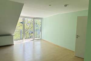 Leerstehende Dachgeschosswohnung in ruhiger Lage - 3 Zimmer & großzügiger Balkon – Die vollständige Adresse der Immobilie erhältst du vom Anbieter., 4229 Schleußig, Leipzig – Vorschaubild 2