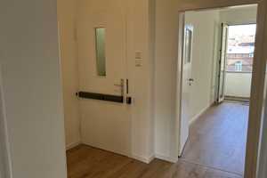 Optimal geschnittene 2-Zimmer-Wohnung mit Balkon in Top-Lage Düsseldorf – Cantadorstraße 00, 40211 Düsseldorf – Vorschaubild 8