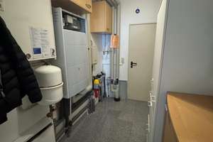 Geräumiges, gepflegtes 4-Zimmer-Haus mit gehobener Innenausstattung in Gelsenkirchen Hassel – Die vollständige Adresse der Immobilie erhältst du vom Anbieter., 45896 Hassel, Gelsenkirchen – Vorschaubild 18