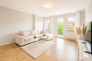 Erstbezug nach Sanierung* 2-RW* 2.OG* Balkon* moderne Möblierung* EBK* Bad m. Dusche* zentral* – Bodenbacher Straße 98b, 1277 Seidnitz/Dobritz, Dresden – Vorschaubild 4