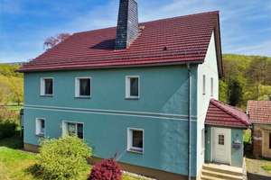 Ein Zuhause, zwei Möglichkeiten – stilvoll saniert & bereit für Ihre Zukunft – Die vollständige Adresse der Immobilie erhältst du vom Anbieter., 36448 Bad Liebenstein – Vorschaubild 3