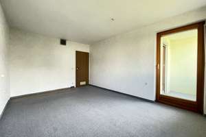 Starkes Preis-Leistungs-Verhältnis: Reihenmittelhaus mit Garage in ruhiger Lage von Lauf-Kotzenhof  – Die vollständige Adresse der Immobilie erhältst du vom Anbieter., 91207 Lauf an der Pegnitz – Vorschaubild 9