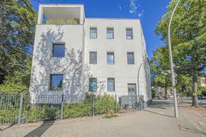 Top gepflegtes MFH mit 6 Einheiten – ideal für Anleger & Eigennutzer – Die vollständige Adresse der Immobilie erhältst du vom Anbieter., 13467 Hermsdorf, Berlin – Vorschaubild 1