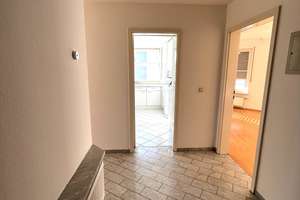 Großzügige 5,5-Zimmer-Maisonettewohnung in Stuttgart-Vaihingen mit mehreren Balkone – Brommerstraße .., 70563 Vaihingen-Mitte, Stuttgart – Vorschaubild 8