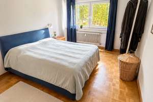 Charmante 2,5‑Zimmer‑Wohnung in Halbhöhenlage mit Aussicht & Garage