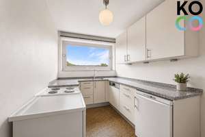 Großzügige 4-Zimmer-Wohnung mit Kamin, Balkon & Schwimmbad in Düsseldorf-Gerresheim – Die vollständige Adresse der Immobilie erhältst du vom Anbieter., 40625 Gerresheim, Düsseldorf – Vorschaubild 6