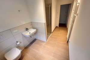 Nachhaltiger und moderner Wohnkomfort für Sie // 1.OG. , Wohnung 3 – Kleekampsweg 23, 38442 Fallersleben, Wolfsburg – Vorschaubild 3