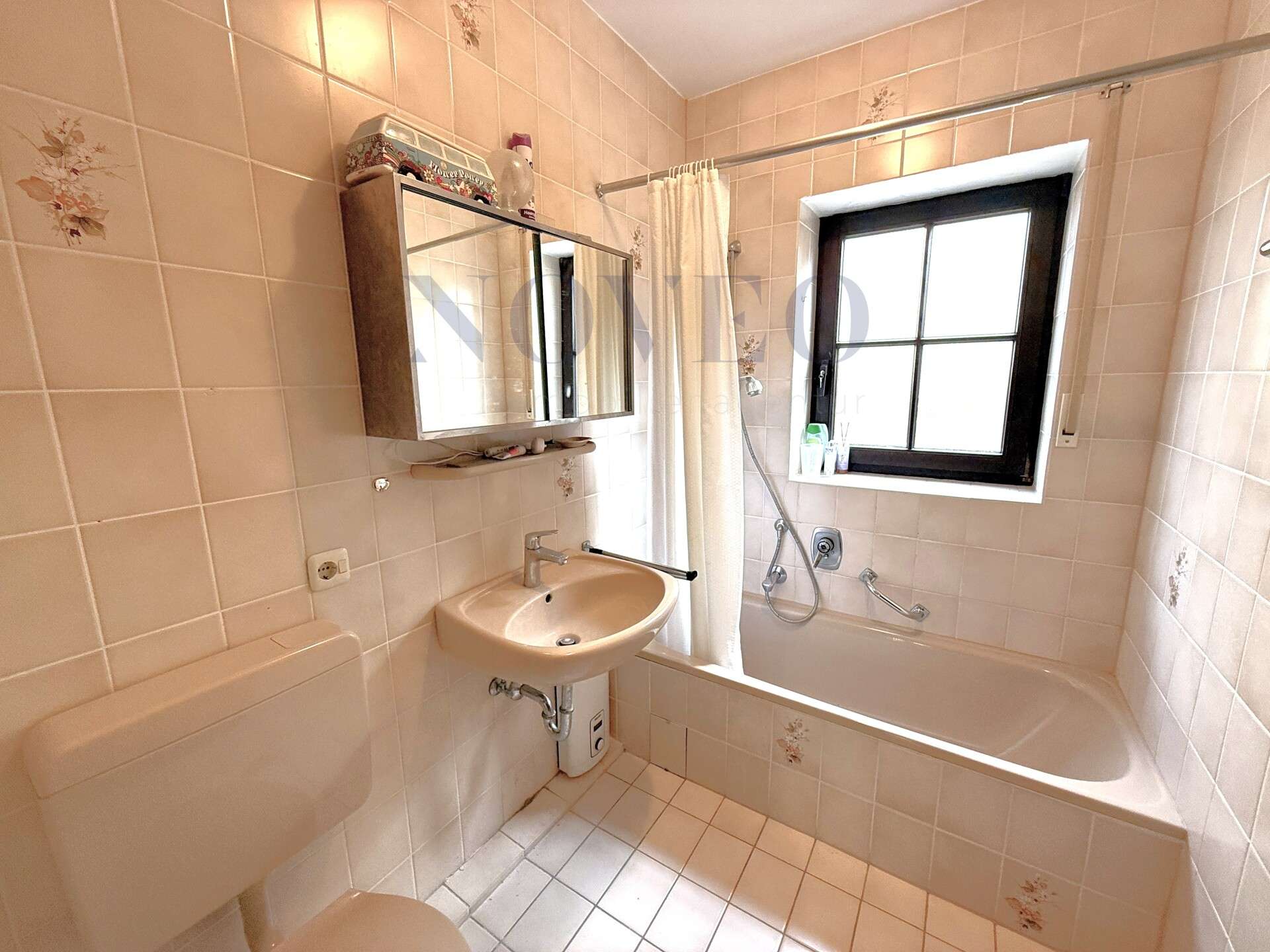 Immobilie in Mühltal - Ruhig gelegenes, großes Einfamilienhaus in Feldrandlage inklusive  ebenerdiger Einliegerwohnung - Bild 12