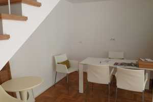 Düsseldorf- Niederkassel: Moderne 2-Zimmer-Maisonette Wohnung mit Balkon und Terrasse mit ca. 62 qm – Grupellostr. 21, 40547 Düsseldorf – Vorschaubild 2
