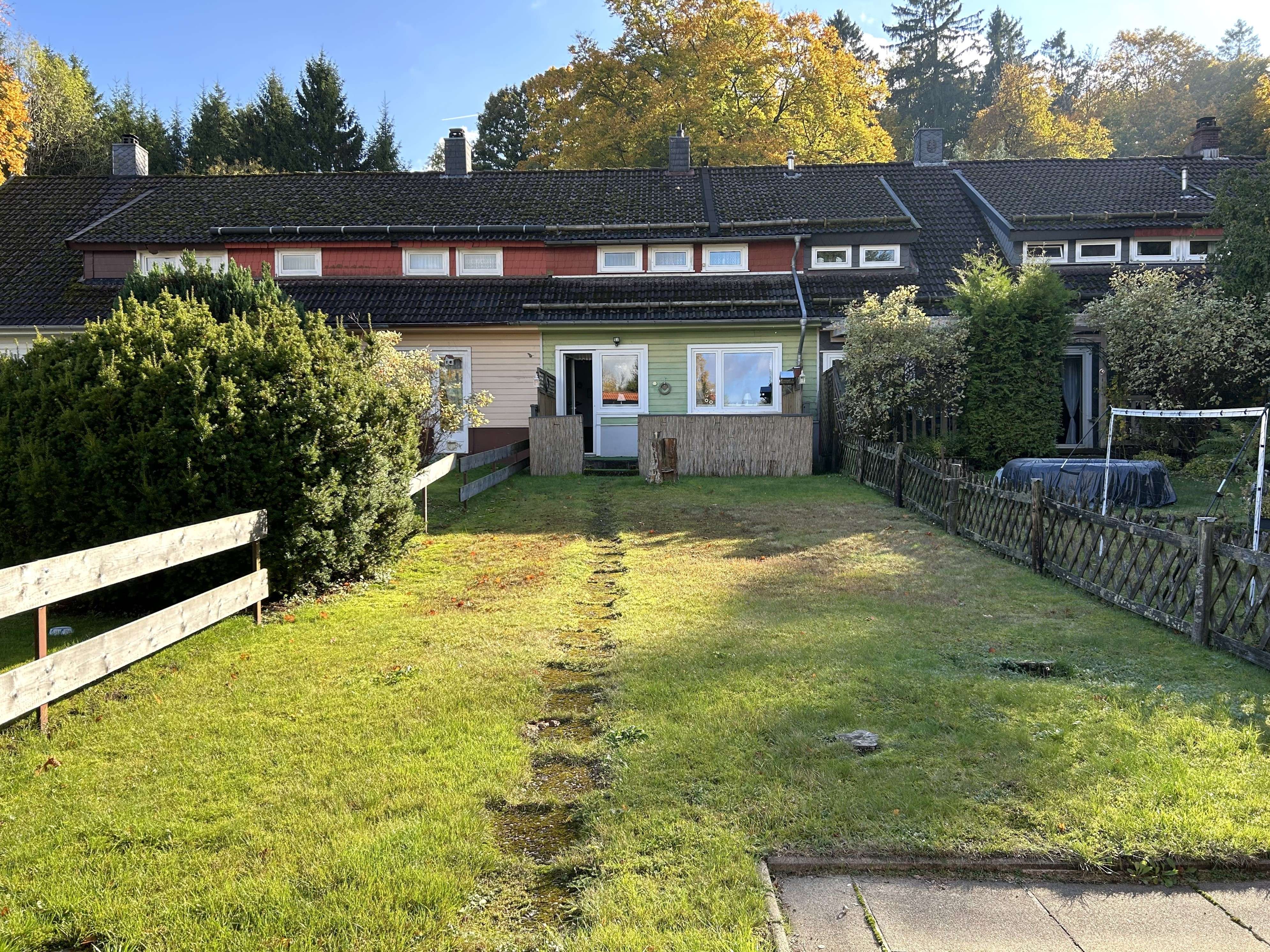 Kompaktes Reihenmittelhaus mit Garten und Garage in Clausthal, Goslar Kreis – Bild 3