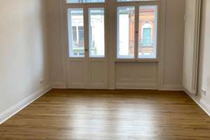 Wiesbaden Taunusstraße: 4 Zimmer, EBK, großer Balkon, Aufzug & PKW-Stellplatz – Die vollständige Adresse der Immobilie erhältst du vom Anbieter., 65183 Mitte, Wiesbaden – Vorschaubild 8