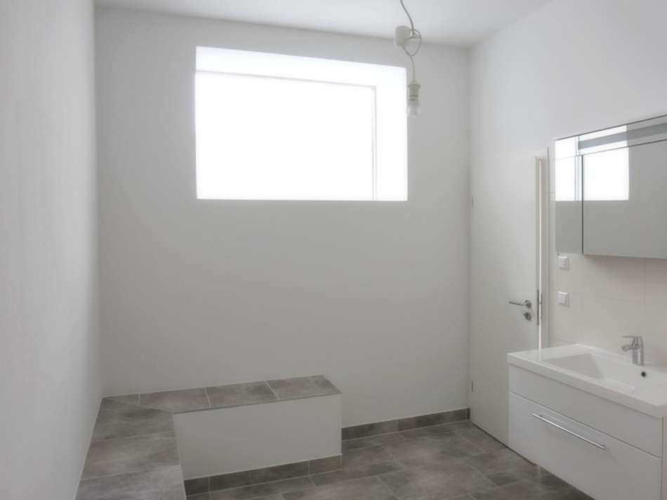 186470 326f277a7a04411496a8824