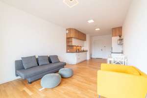Premium 2‑Room Living South‑Facing the Berlin Wall – Die vollständige Adresse der Immobilie erhältst du vom Anbieter., 10243 Friedrichshain, Berlin – Vorschaubild 10