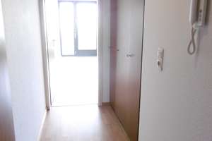 2-Zimmer-Wohnung im "Hochhaus Achalm" in Reutlingen – Max-Eyth-Strasse 235, 72766 Reutlingen-Mitte, Reutlingen – Vorschaubild 3