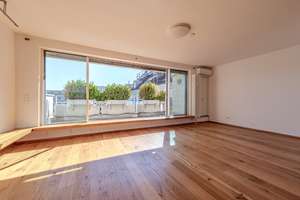 AIGNER - Hochwertig ausgestattete 3-Zimmer-Wohnung mit zwei Bädern und Südterrasse – Die vollständige Adresse der Immobilie erhältst du vom Anbieter., 80799 Universität, München – Vorschaubild 4