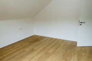 Tolle 4-Zimmer-DG-Wohnung in Bad Überkingen mit Aussicht – Die vollständige Adresse der Immobilie erhältst du vom Anbieter., 73337 Bad Überkingen – Vorschaubild 8