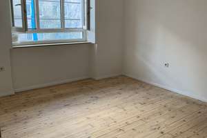 Top angebundene Wohnung mit Einbauküche, Balkon und Holzdielenboden - Vermietung auf Zeit bevorzugt – Gugelstraße 152, 90459 Gugelstraße, Nürnberg – Vorschaubild 8
