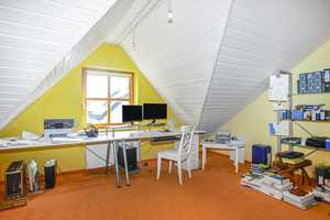* Familien aufgepasst! * Geräumiges Reihenhaus 
153m² WFL, 6 Zimmern, 2 Bädern, Garage in guter Lag – Augsburg (Kreis) – Vorschaubild 9