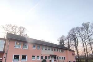 Kapitalanlage im Grünen: Charmante 2-Zimmer-Wohnung auf parkähnlichem Grundstück in Bielefeld-Senne