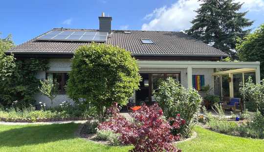 Bild von Freistehendes, großzügiges Wohnhaus aus 1. Hand