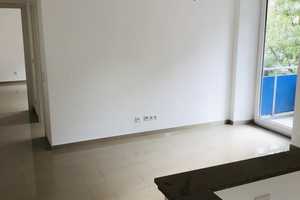 Stilvolle 3-Zimmer-Wohnung mit gehobener Innenausstattung mit Balkon in Hannover – Schlegelstraße 13, 30625 Hannover – Vorschaubild 2